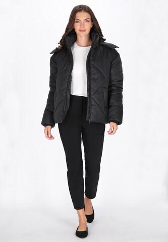 Usha - Casaco de inverno em preto