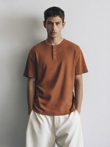 Pull&Bear Shirt in Brown: front