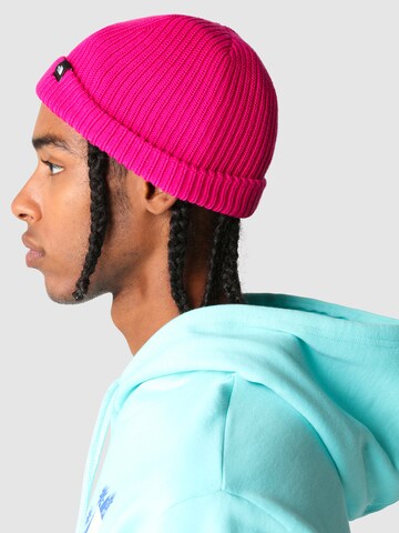 THE NORTH FACE Beanie in Pink