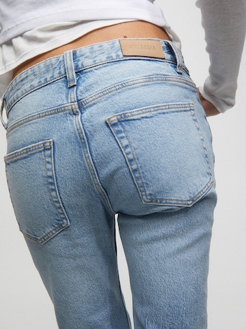 Pull&Bear Regular Jeans in Blau