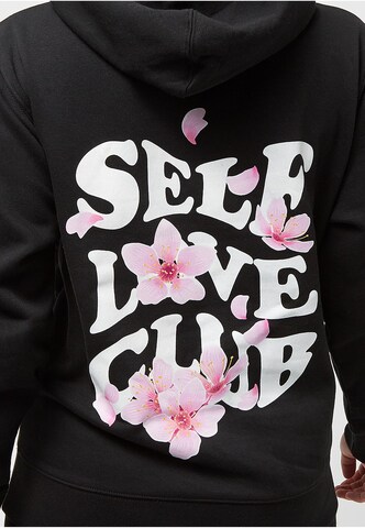 Miss Tee Sweatshirt in Black