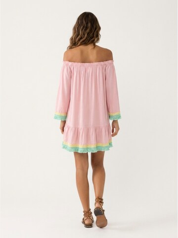 Miss June Jurk 'Robe Courte Azra' in Roze