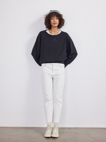 BEARTH Sweatshirt in Black