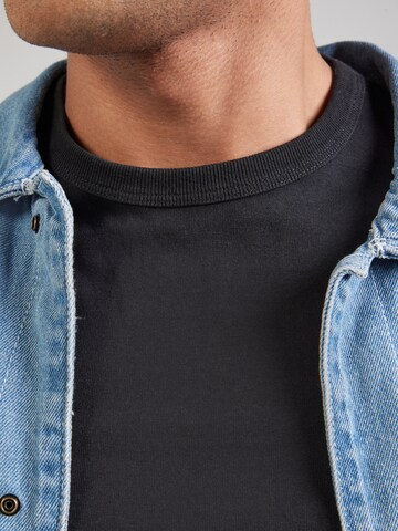 VANS Bluser & t-shirts 'OFF THE WALL II' i sort