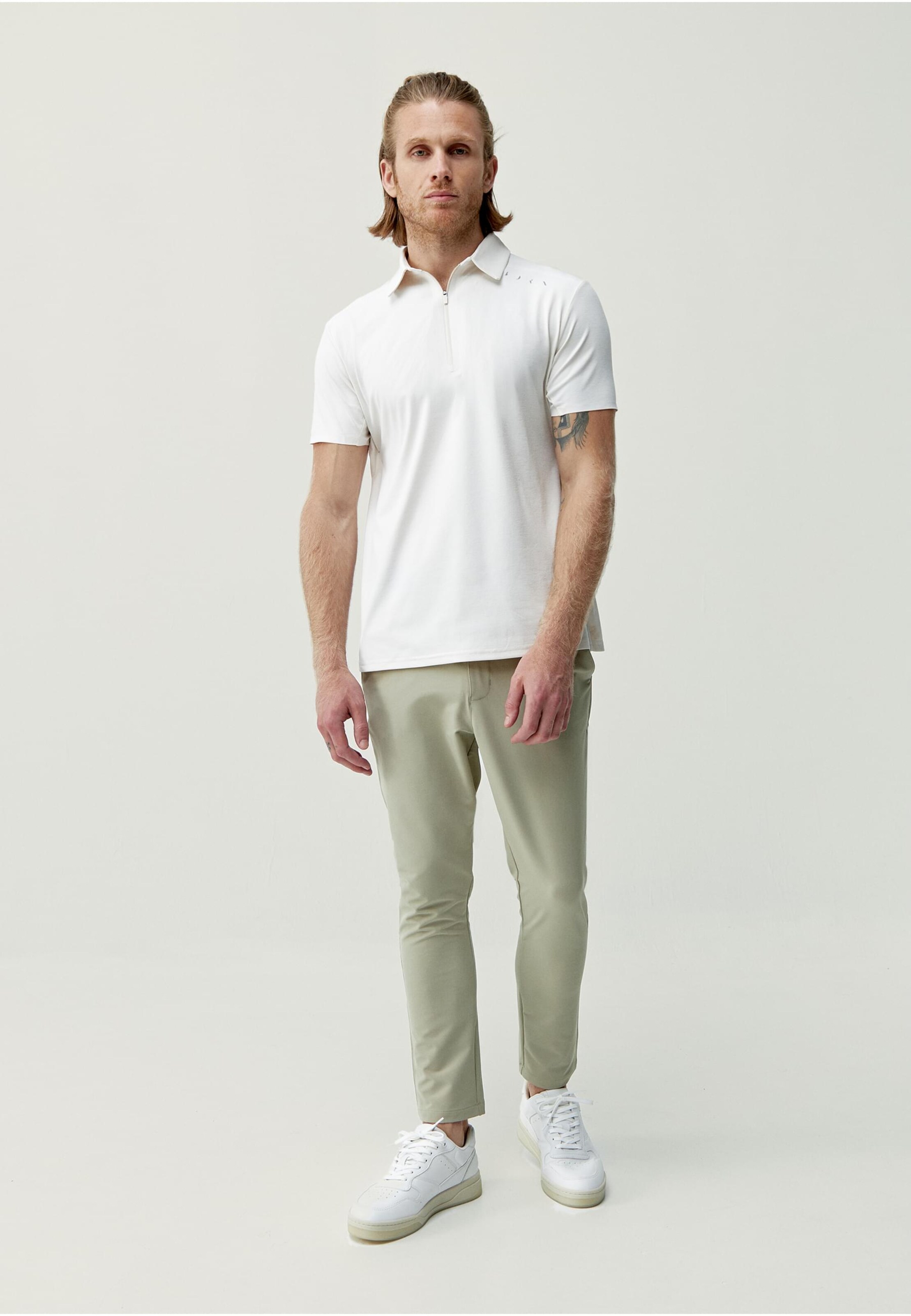 Born - Camisa funcionais 'Kariba' em branco