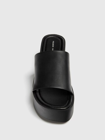 Mule Pull&Bear en noir