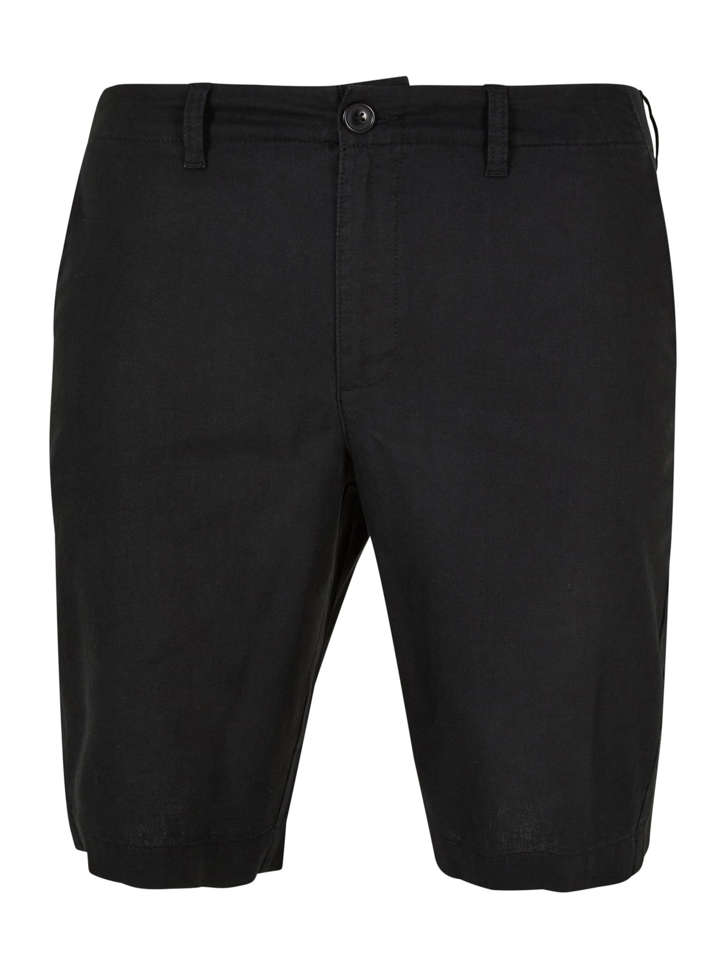 Regular Pantaloni eleganți de la Urban Classics pe negru: față
