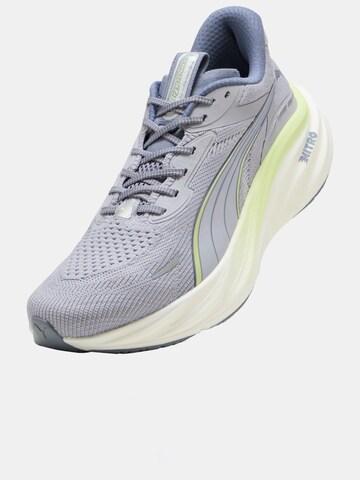 PUMA Laufschuh 'Magnify Nitro 3' in Grau