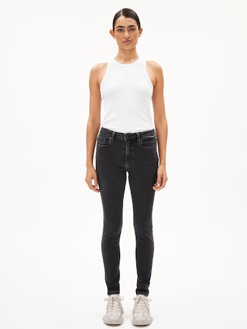 Skinny Jean ARMEDANGELS en noir