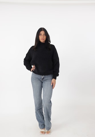 Elara Sweater in Black