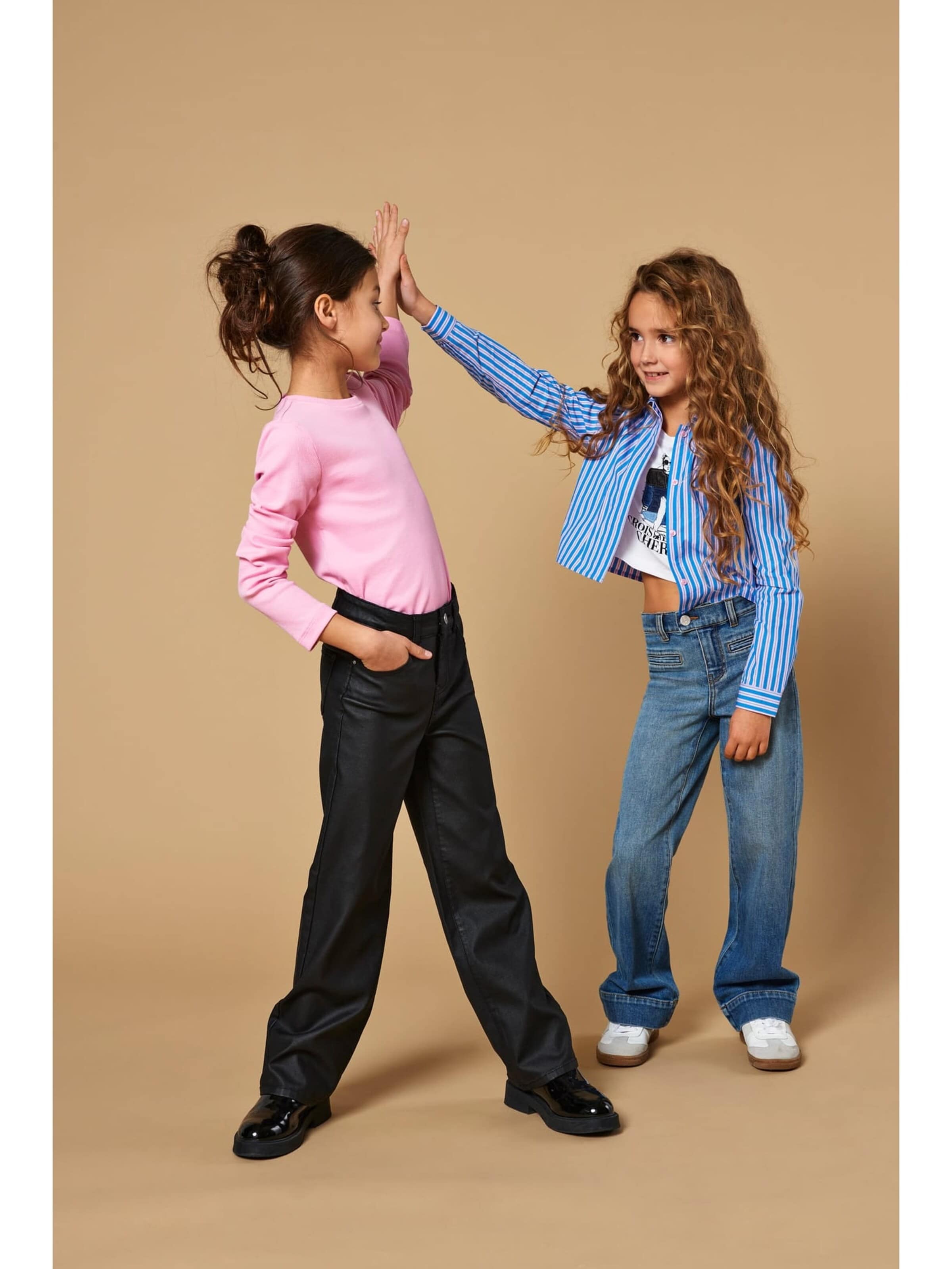 KIDS ONLY GIRL Baggy Jeans in Blauw: voorkant