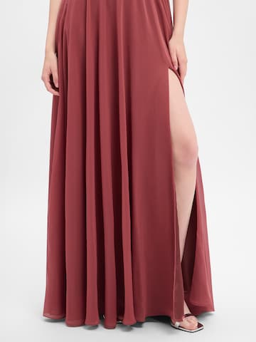 Robe de soirée Luxuar Fashion en rouge