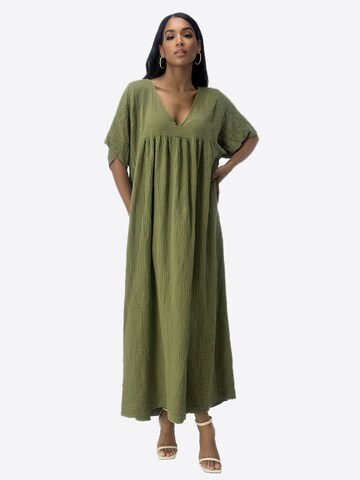 Elara Kleid in Grün: Vorderseite