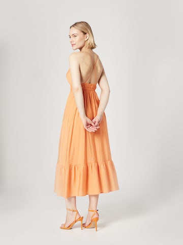 Guido Maria Kretschmer Women Kleid 'Juna' in Orange: zadná strana