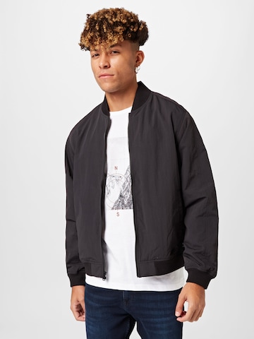 Veste mi-saison 'Oceanview Flight Jacket' LEVI'S ® en noir : devant