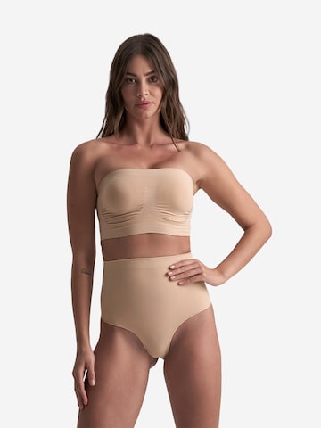 Slip scultant 'Soft Touch Seamless Mid Waist Thong' Bye Bra en beige