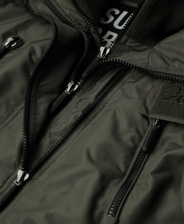 Superdry Between-season jacket 'Mountain' in Green