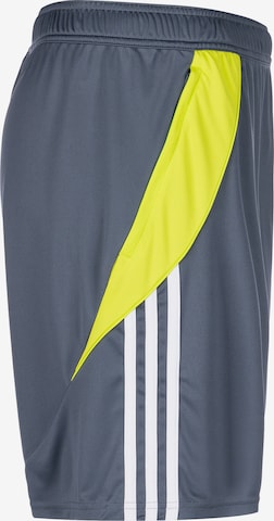 Regular Pantalon de sport 'Tiro 24' ADIDAS PERFORMANCE en gris