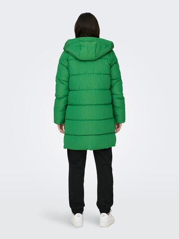 Cappotto invernale 'Dolly' di ONLY in verde