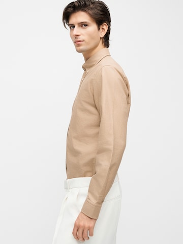 BOSS - Regular Fit Camisa clássica 'ROAN' em bege