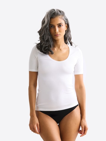 Erlich Textil Shirt in White: front