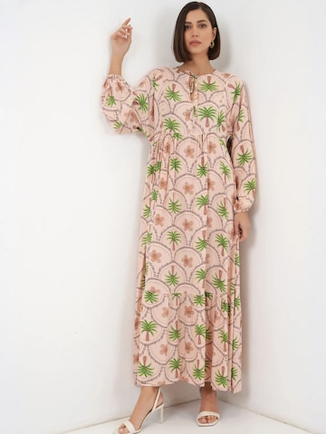 Bigdart Dress in Pink: front