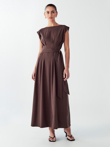 Willa Jurk in Bruin: voorkant