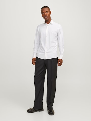 Jacks & Jones Slim Fit Hemd 'Herren Langarm Hemd'‌ in Weiß