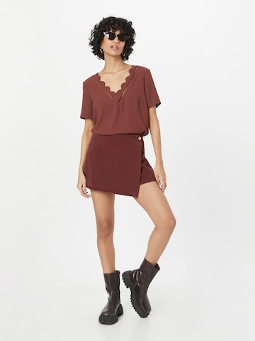 ABOUT YOU - Blusa 'Rosina' en marrón