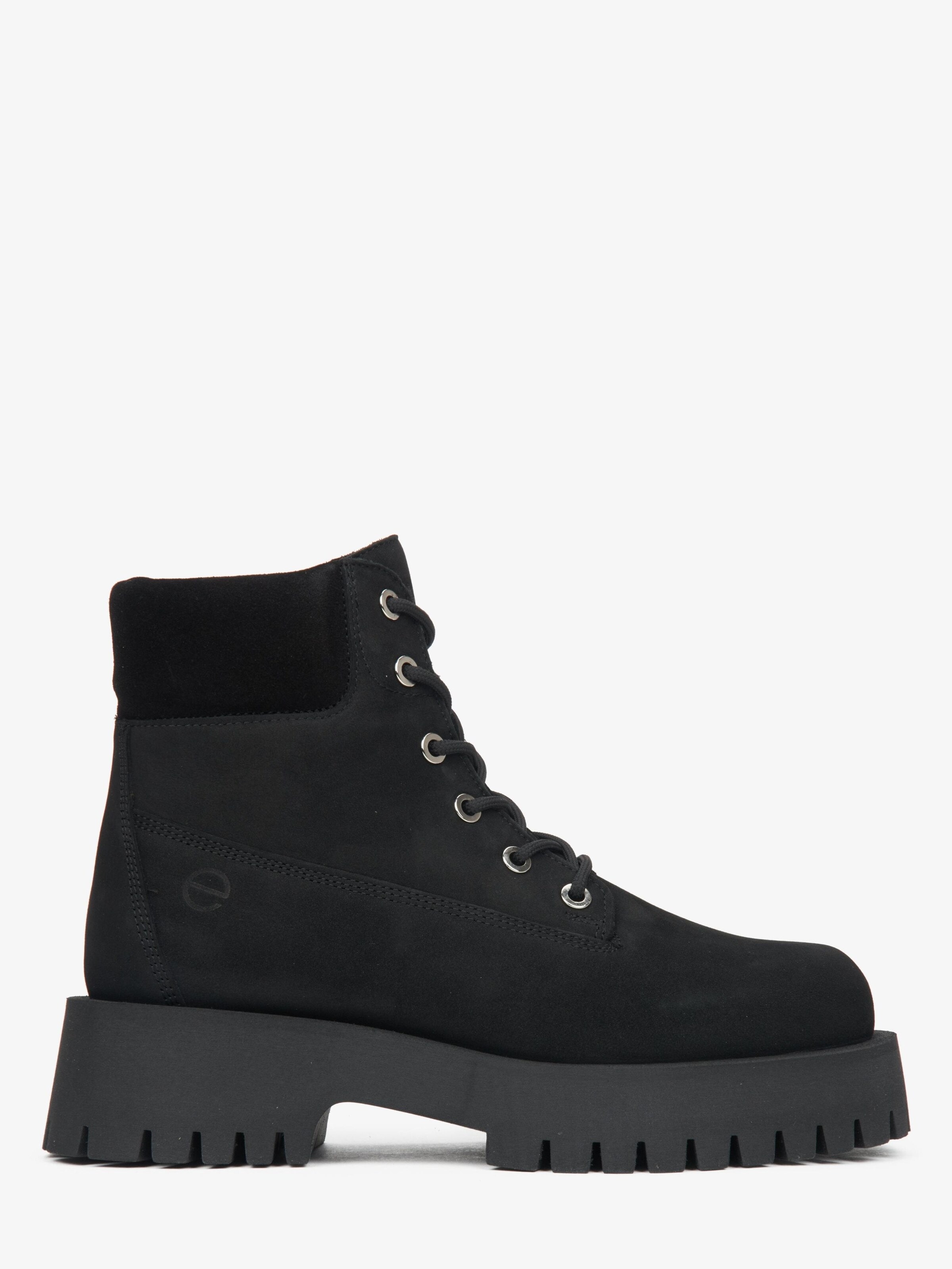 Estro Booties '09-3329' in Black: front