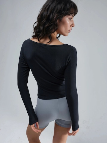 Busem Shirt in Schwarz