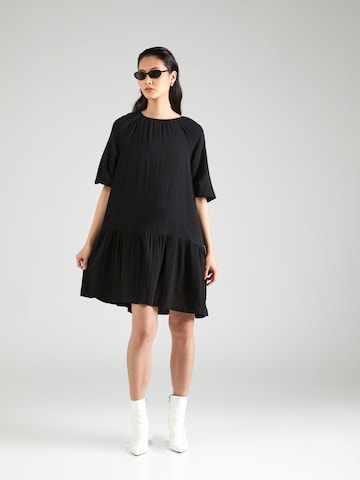 Rochie de la QS pe negru