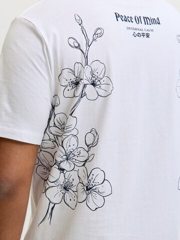 T-Shirt 'JOROriental' Jack & Jones Plus en blanc