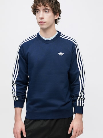 ADIDAS ORIGINALS Sweatshirt i blå