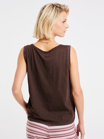 PROTEST Top 'PRTJONNY' in Brown