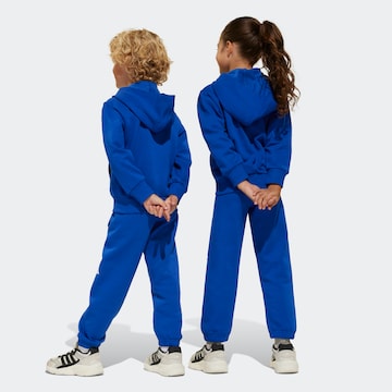 ADIDAS SPORTSWEAR Trainingspak 'Essentials' in Blauw