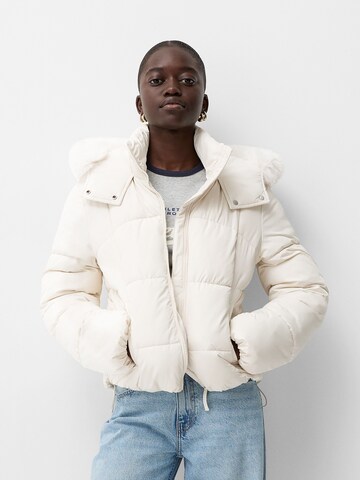 Giacca invernale di Bershka in beige: frontale