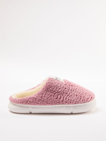 Trendyol Slipper in Pink