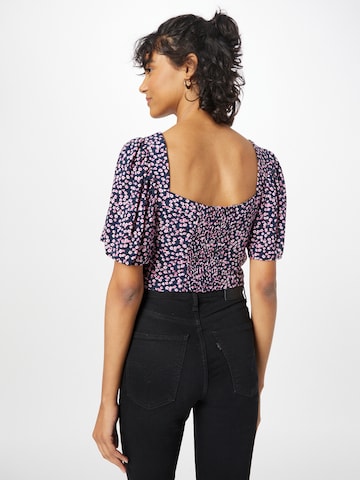 Nasty Gal - Blusa em azul