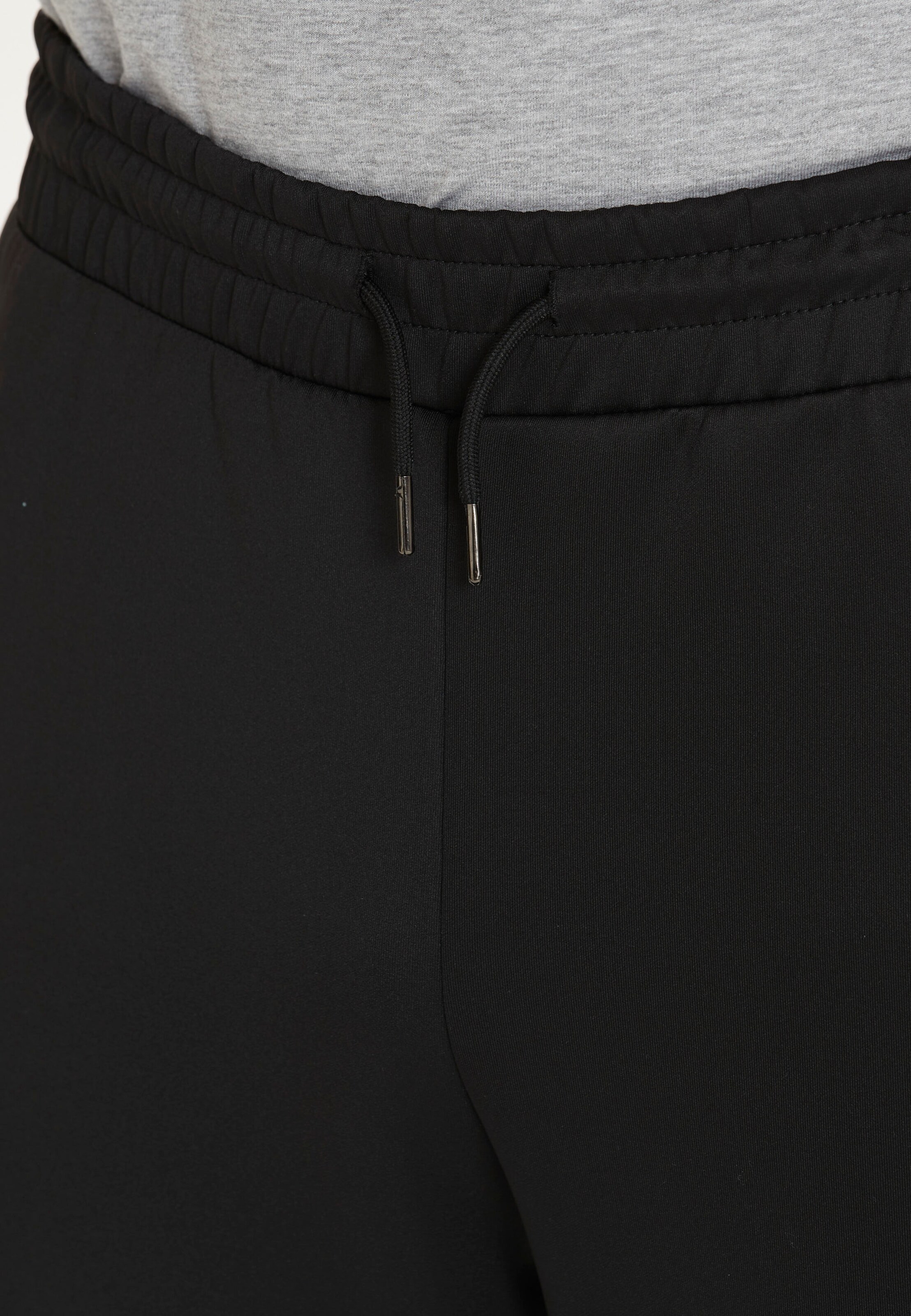 Cruz Tapered Workout Pants 'Kanpur' in Black