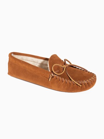 Minnetonka Mockasin 'Pile' i brun