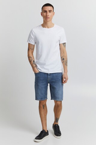 Casual Friday Regular Shorts in Blau