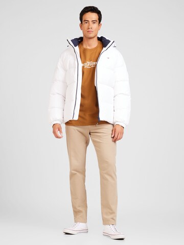 TOMMY HILFIGER T-Shirt in Braun