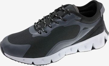 Baskets basses Beppi en noir : devant