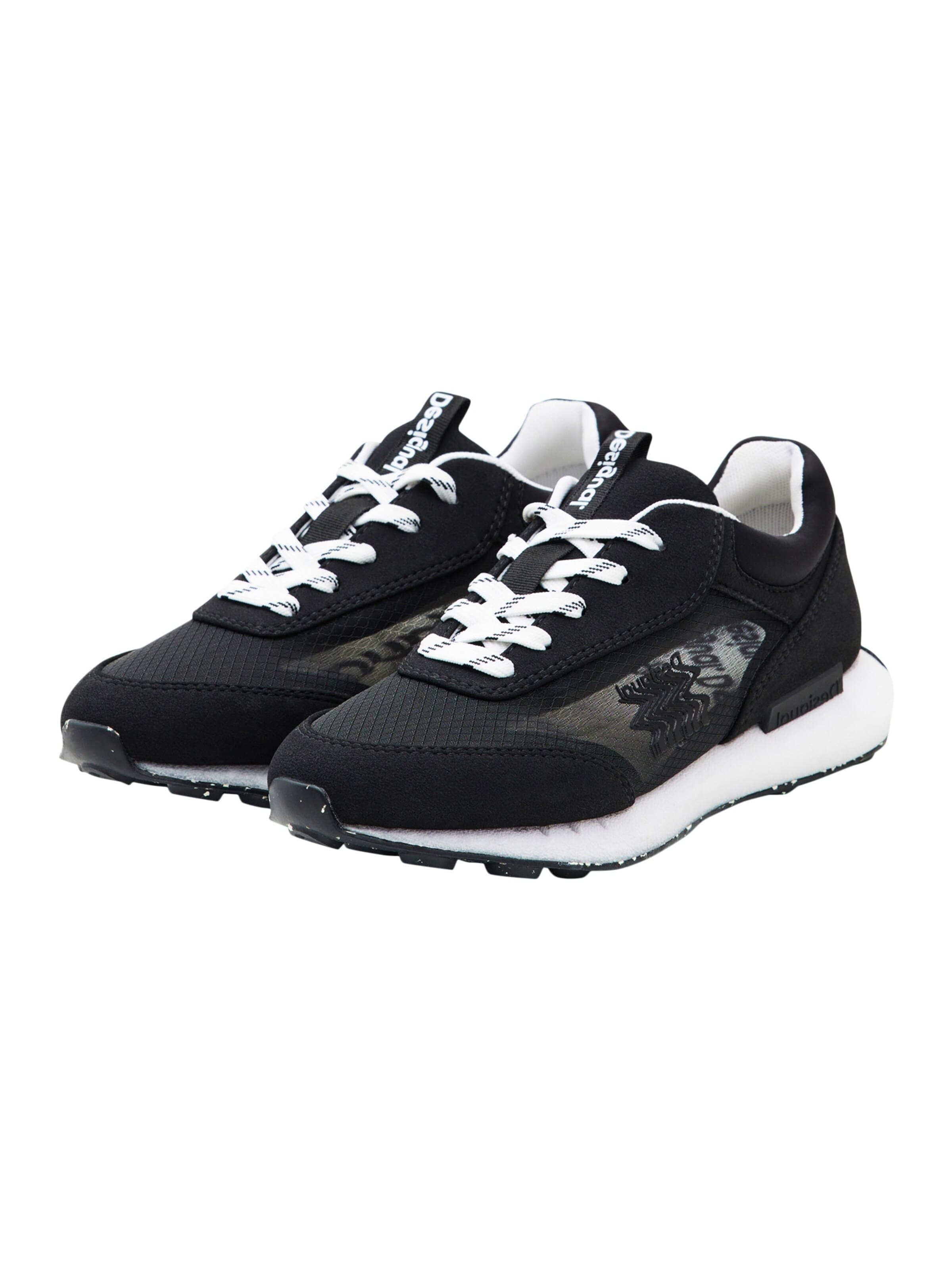 Scarpa stringata sportiva di Desigual in nero