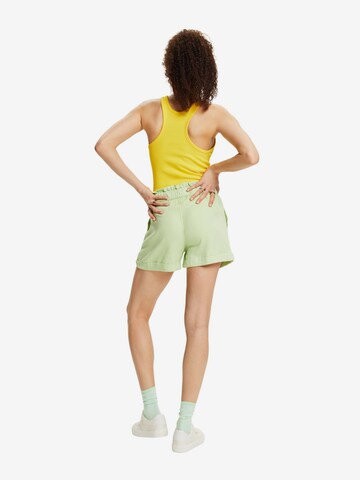 Regular Pantalon ESPRIT en vert