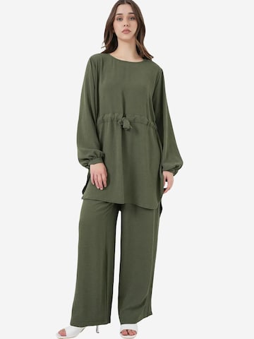 Bigdart - Calças de fato em verde: frente