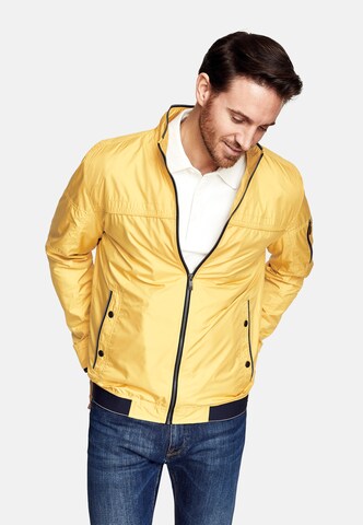 CABANO Between-Season Jacket in Yellow: front