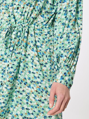 Robe-chemise Moves en vert