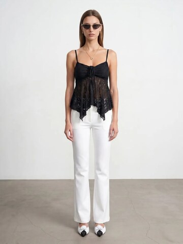 Top di Dilvin in nero